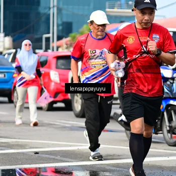 Runner Photo 6018569