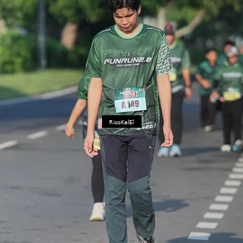 Runner Photo 6018582