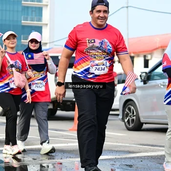 Runner Photo 6018592