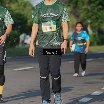 Runner Photo 6018595