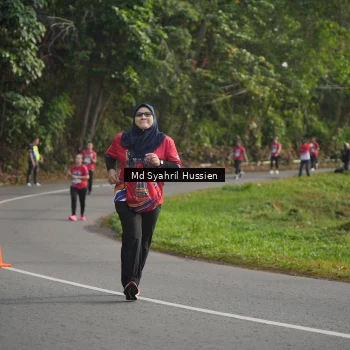Runner Photo 6018599