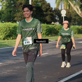 Runner Photo 6018600