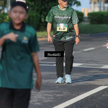 Runner Photo 6018601