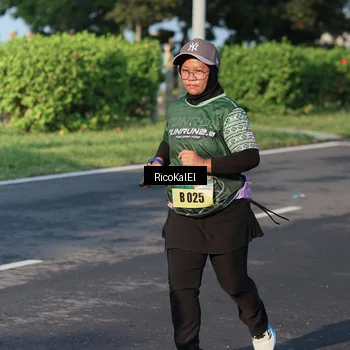 Runner Photo 6018604