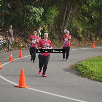 Runner Photo 6018611