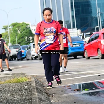 Runner Photo 6018614