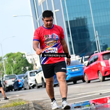 Runner Photo 6018615