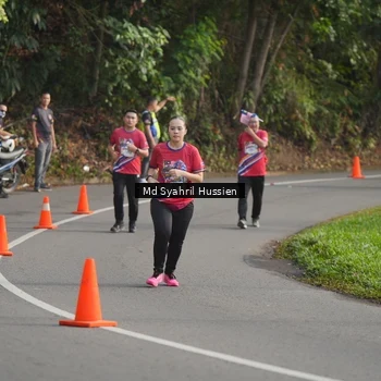 Runner Photo 6018617