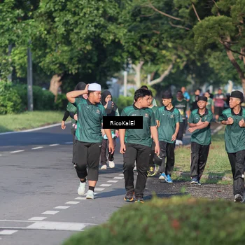 Runner Photo 6018640