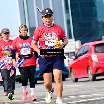 Runner Photo 6018644