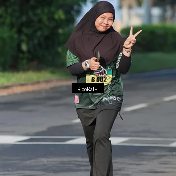 Runner Photo 6018648