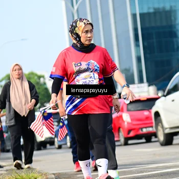 Runner Photo 6018656