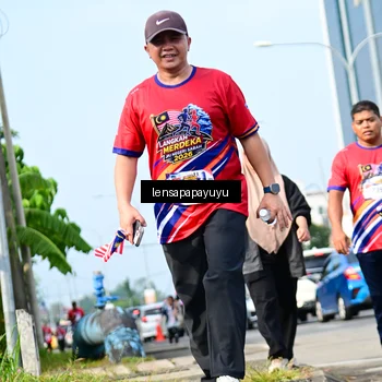 Runner Photo 6018659