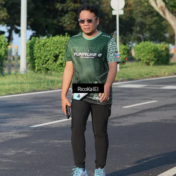 Runner Photo 6018671
