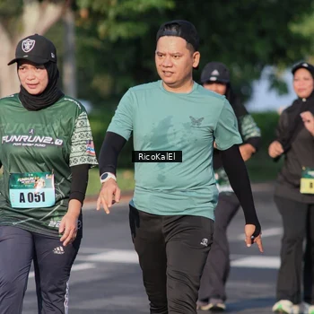 Runner Photo 6018711