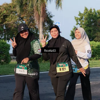 Runner Photo 6018724