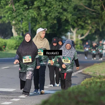 Runner Photo 6018728