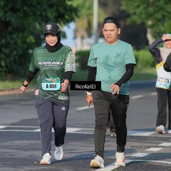 Runner Photo 6018730