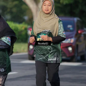 Runner Photo 6018732