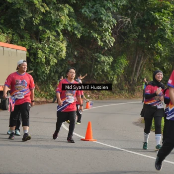 Runner Photo 6018736