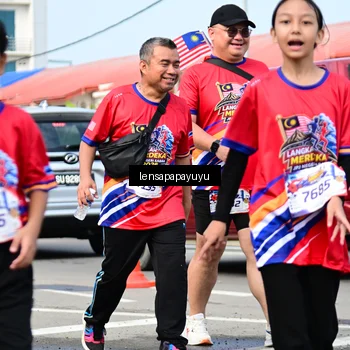 Runner Photo 6018745