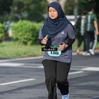 Runner Photo 6018755