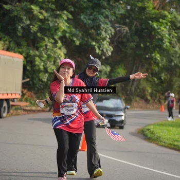 Runner Photo 6018758
