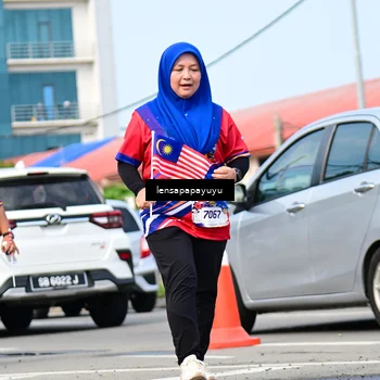Runner Photo 6018762