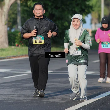 Runner Photo 6018770