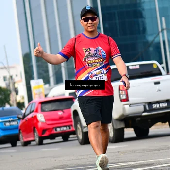 Runner Photo 6018771