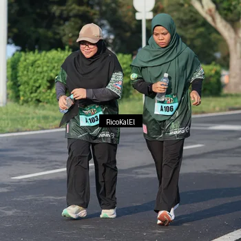 Runner Photo 6018784