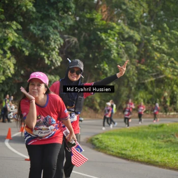 Runner Photo 6018787