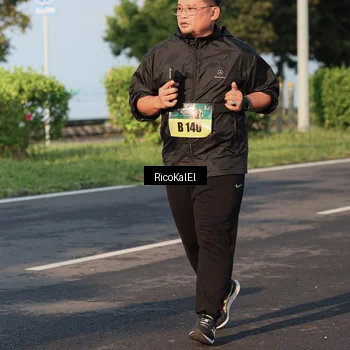 Runner Photo 6018794