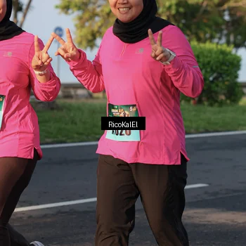Runner Photo 6018795