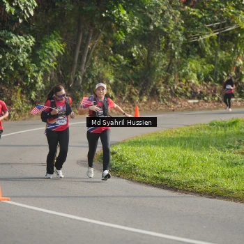 Runner Photo 6018809
