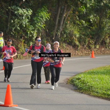 Runner Photo 6018812