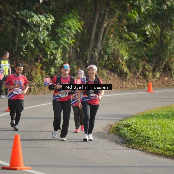 Runner Photo 6018814