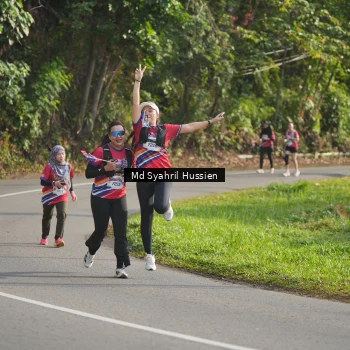 Runner Photo 6018817