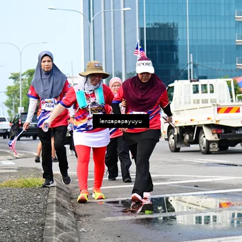 Runner Photo 6018829