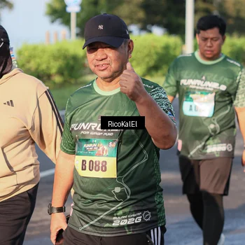 Runner Photo 6018831