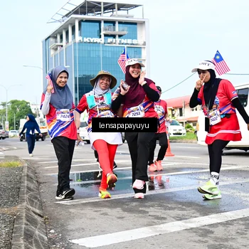 Runner Photo 6018842