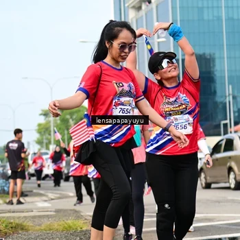 Runner Photo 6018864