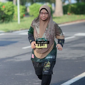 Runner Photo 6018876