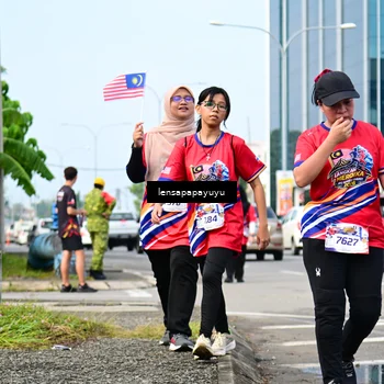 Runner Photo 6018896