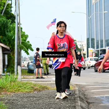 Runner Photo 6018902