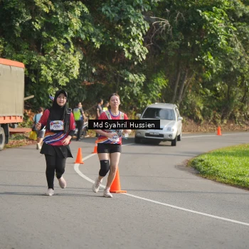 Runner Photo 6018908