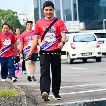 Runner Photo 6018949