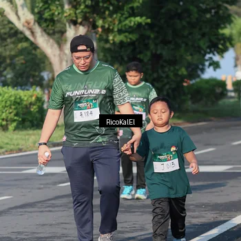 Runner Photo 6018966