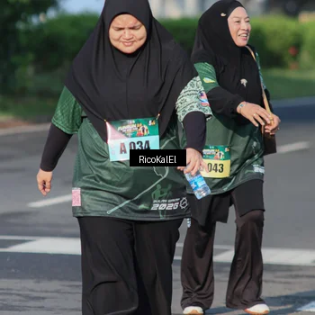 Runner Photo 6018974