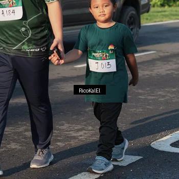 Runner Photo 6018977